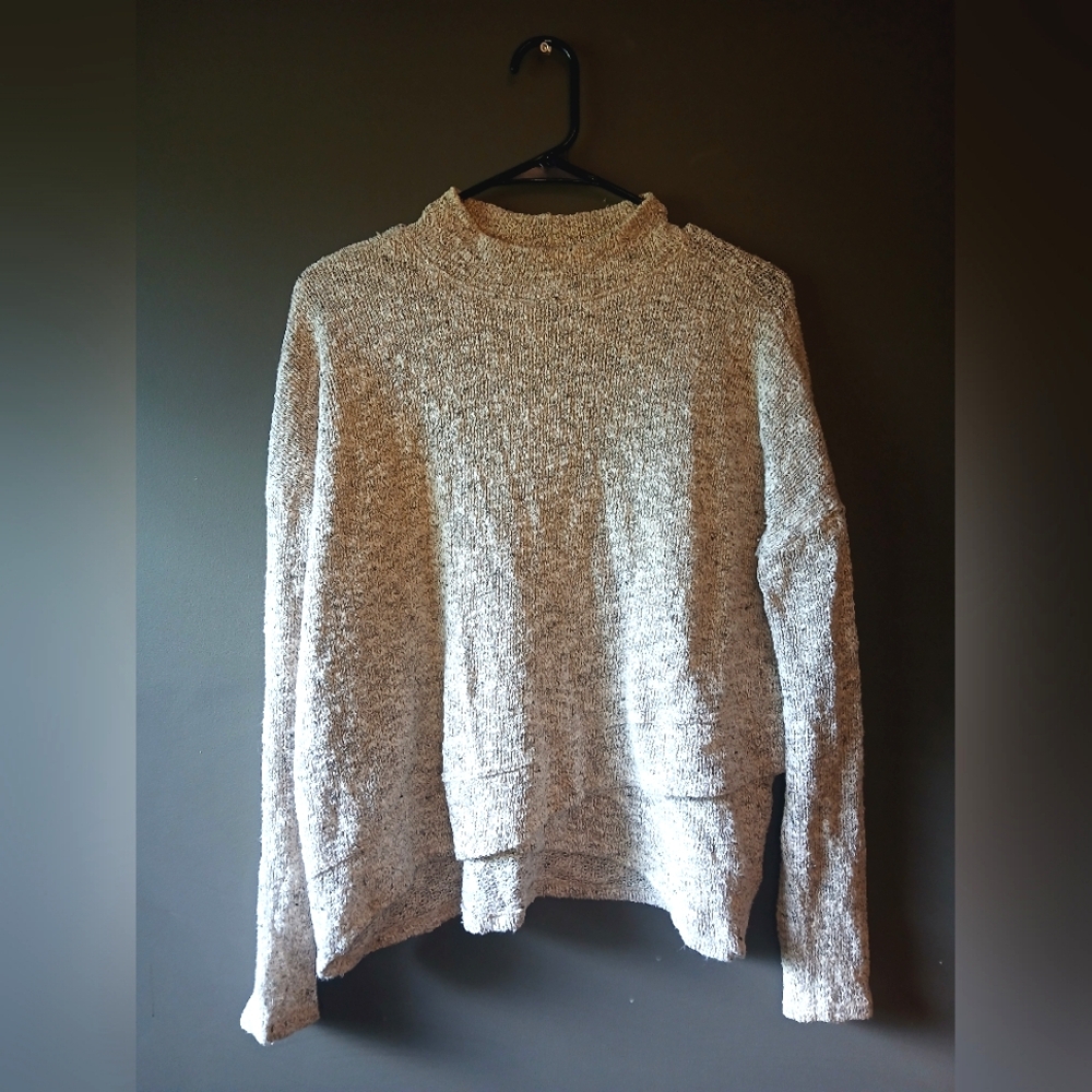 AMERICAN EAGLE OUTFITTERS WOMENS MEDIUM CREAM LONG SLEEVE TOP